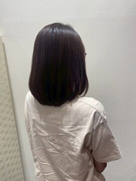 アクセ 20代30代40代大人可愛いダークブラウン丸みセミディ透明感カラー