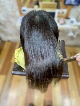 イエローコーン 金沢文庫店(YELLOW CORN) 【髪質改善】エイジング毛でもナチュラルストレート☆