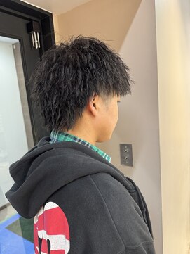 エイト コーナー 大宮東口店(EIGHT corner) 縦落ちツイストパーマ