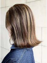 オルバイマグ(oru by mag)&nbsp;20代30代◎透明感ハイライト×美髪レイヤーグレージュ艶感外ハネ