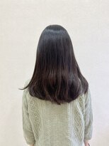 ウイ バイ ファースト 北四番丁店(u'i by first)&nbsp;落ち着いたベージュカラースタイル