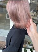 ペールピンクベージュカラー
