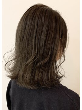 エイト 横浜店(EIGHT) オリーブグレージュ×切りっぱなしボブ