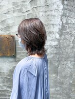 ユーアールキャッスル(UR CASTLE) 外ハネミディアムレイヤースタイル