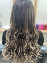 ラビス クローバー(Lovis clover)&nbsp;ミルキーアッシュグラデーション/ダブルカラー/エクステ