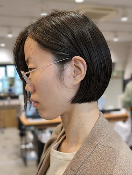 ケーオーエスビューティー(K O S beauty) 耳掛けがキレイなボブ