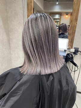 サニー 渋谷(SUNNY) バレイヤージュ、ハイライト、レイヤーロング、グレーベージュ