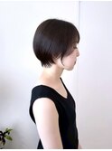 ナチュラルタイトな美フォルムショートボブ