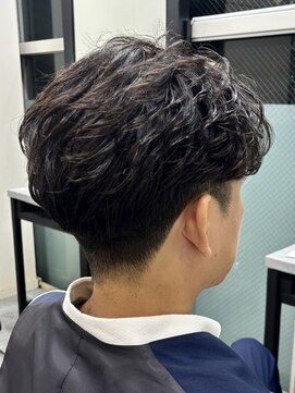 フイ 恵比寿(Hui) 毛流れパーマ