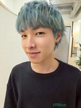 ソレイユトウキョウシブヤ(SOLEIL TOKYO shibuya) メンズマッシュショートブリーチブルーグレー