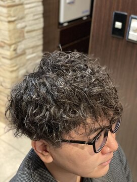 ヘアーモードキクチ 神田日銀通り店 神田スパイラル