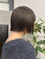 ジアン バイ ミルボン NU茶屋町+(GIEN by milbon)&nbsp;ミニボブ/ぱつっとボブ/顎ラインボブ/切りっぱなし/吉岡美音