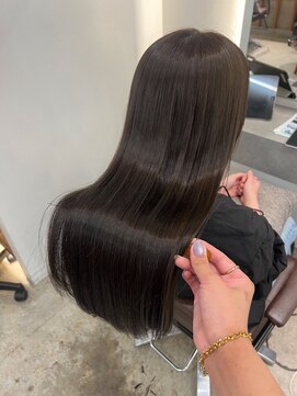 フォト 新宿(foto) 縮毛矯正/似合わせカット/ミディアムレイヤーカット/新宿