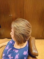 センス 洗足店 レディース前下がりボブ×イルミナカラー×ハイライト