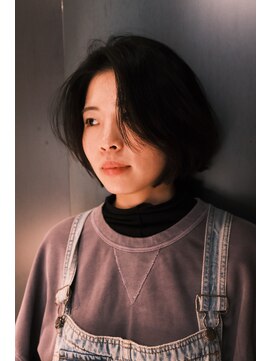 タイ(TAI) グラデーションボブ