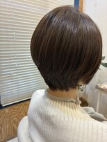 ミーユ(me you)&nbsp;大人女性の扱いやすいショートボブ