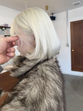 ペレ 梅田(PELE) イメチェン/ピンクベージュ/アンブレラカラー/前髪/梅田