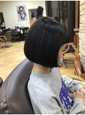 束感ショート顔周り小顔カットショートボウブ簡単スタイリング