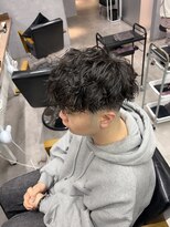 モク(mok)&nbsp;無造作で色気のあるバロックパーマ