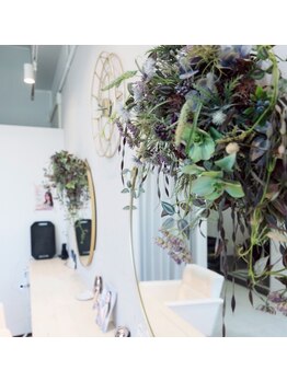 ジニティ バイ トイトイトイ(Dignity by toitoitoi)の写真/大人女性をキレイにするsalon＊髪の悩みに寄り添い、あなたの理想のスタイルを叶えますー。