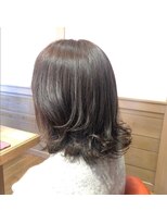 TJ天気予報 3mm 尾西店 外はねミディアムヘア