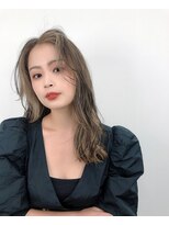 ジゼルアライ(gisele arai) 色っぽグレージュ