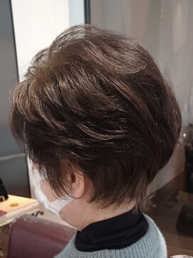 ヘアーメイク ラグズ(Hair Make Luxtz) ミセススタイル/レイヤーショート