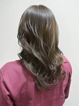 ラディカ(Ladica) 渋谷駅/ブラウンカラー/グレージュ/透明感カラー/白髪染め/