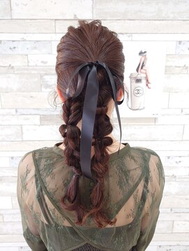 ブルームス アンジュ(Blooms Unge) ヘアセット