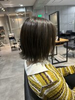 ネウィ 池袋(newi) 切りっぱなしボブ