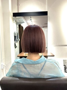 ガーデン ジングウマエ(GARDEN jingumae) 星華,デザインカラー,切りっぱなしボブ,ウェットヘアc23