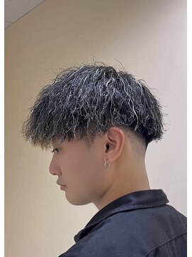 フェイス 港南台店(FACE。) 【ツイストスパイラル×ハイライト】【横浜/港南台】