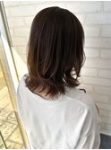 外ハネくびれミディアム/レイヤーカット