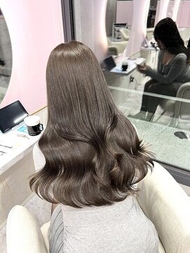 アディション 新宿(ADITION) オリーブグレージュ