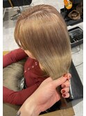 ミルクティーベージュ