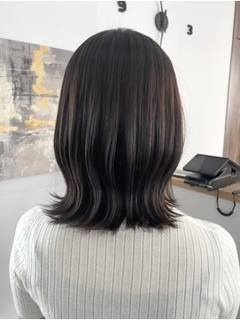 ウル 岡山駅店(ULu.) ブリーチなし　アッシュブラウン