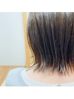 モッカ(mokka) 外ハネ軽ボブ