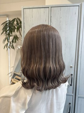 シュシュバイジャガラ 千葉駅北口店(chou chou byJAGARA) ミルクティーグレージュ【chouchou千葉・千葉駅】