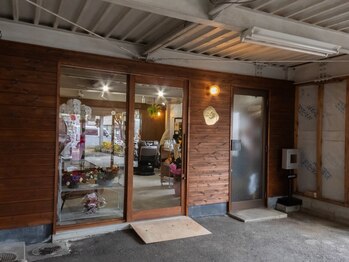 こぐま美容室の写真/【バリアフリー】年齢や特性を問わず大歓迎♪プライベートサロンであなたの為の特別な時間をご提供します。