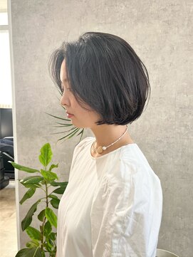 サクラ オモテサンドウ(SAKURA) 縮毛矯正とコテワンカール大人ショートボブ/髪質改善も◎表参道