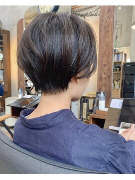 ヘアーループセラデザインワークス(Hair ruup Sela design works) 首元すっきりショートヘア