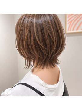 エル(el.) #ネオウルフ #レイヤーカット
