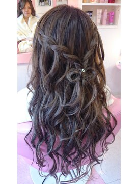 ラチャウ(La.Ciau) アレンジヘア