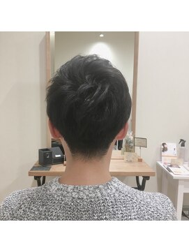 ベル 東十条(Belu) パーマで自然ボリューム♪襟足スッキリ社会人ヘア【Belu東十条】