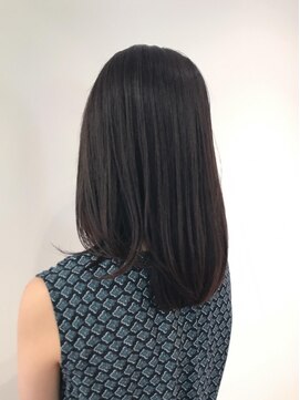 パライソ 竜美丘店(PARAISO) 上品クールなストレートヘア