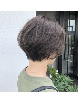 メゾン アヴァロ(Maison Avallo) お客様スナップ  マッシュボブ/ハイライトカラー