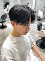 アンダーバーホワイト(_WHITE)&nbsp;前下がりセンターパート