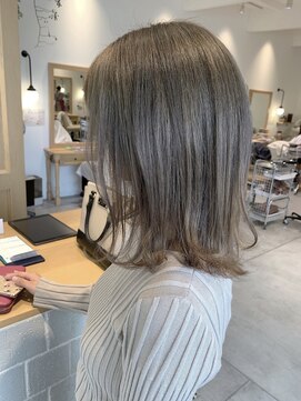 シーツー 三吉店(C2) ハイトーングレージュ