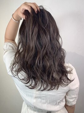 アンダーバーホワイト 京橋店(_WHITE) シークレットハイライトカラー