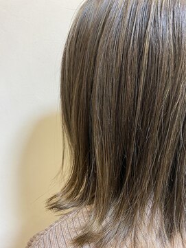 セラヴィ 【c’elavie 石島】白髪ぼかしハイライト